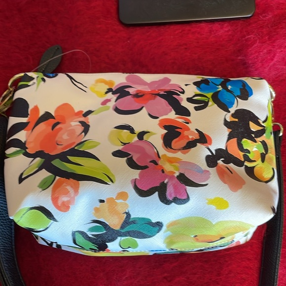 GAL CREAM FLORAL PRINT PINKS BLUE ORANGES GREENS ADJUSTABLE CROSSBODY BAG PURSE - Picture 4 of 14